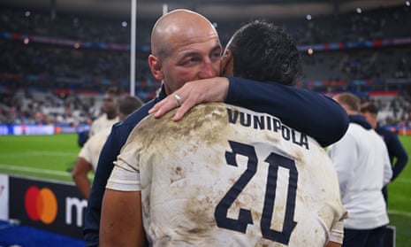 Steve Borthwick embraces Billy Vunipola at full time after England’s defeat by South Africa in their World Cup semi-final in Paris
